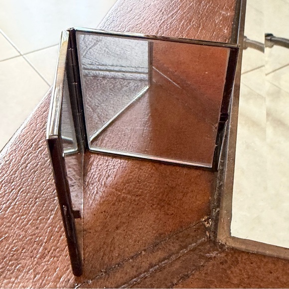 Square mirror - Picture 4 of 7